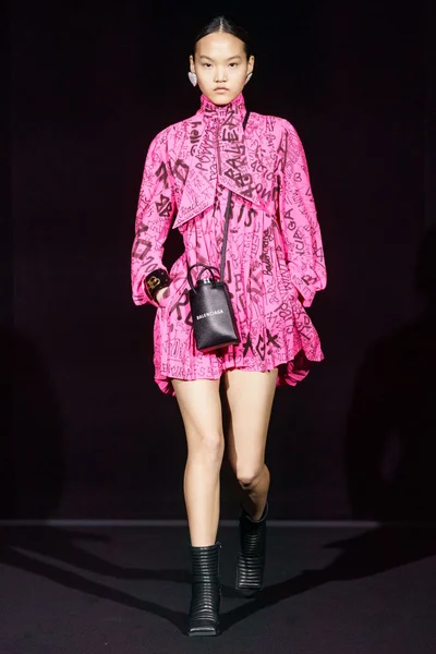 Look 24